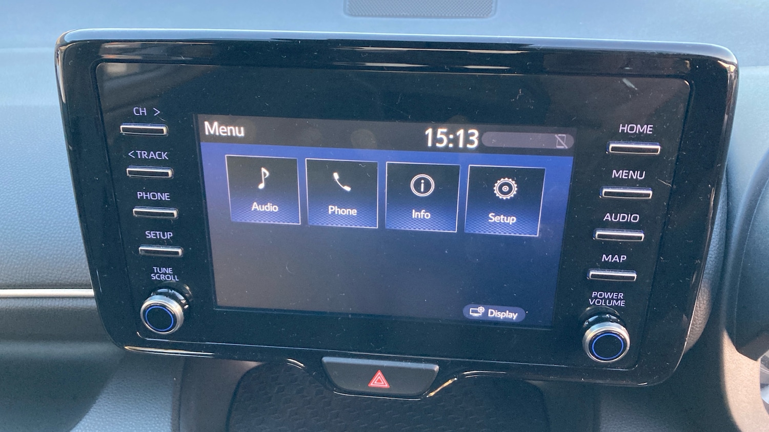 Used Toyota Yaris 2022 for sale - 76948840: Photo 26