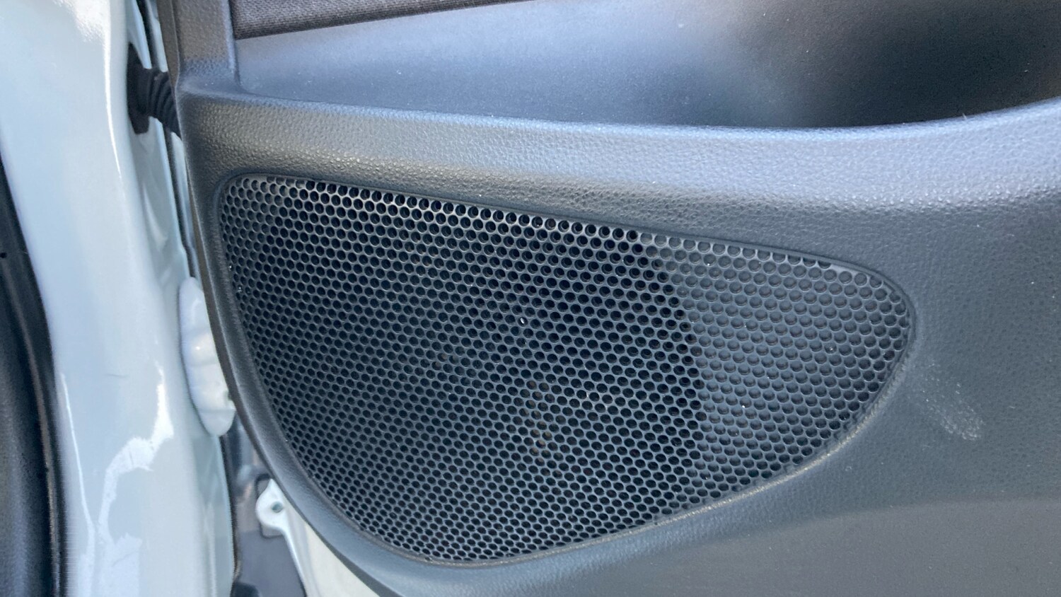 Used Toyota Yaris 2022 for sale - 76948840: Photo 33