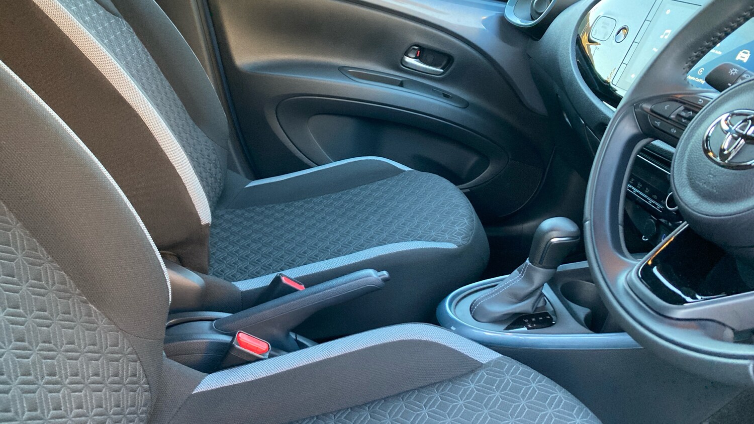 Used Toyota Aygo X 2024 for sale - 77103347: Photo 32