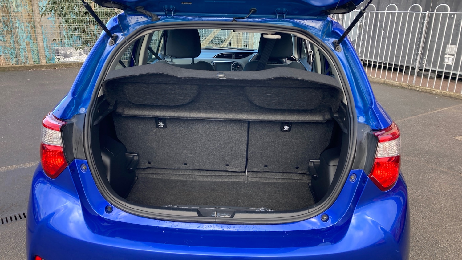 Used Toyota Yaris 2019 for sale - 76542779: Photo 14