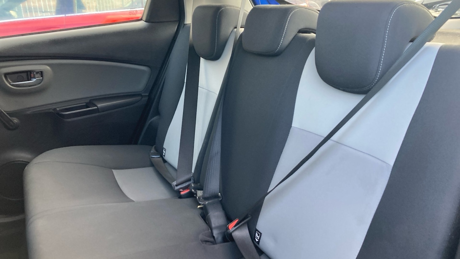 Used Toyota Yaris 2019 for sale - 76542779: Photo 21