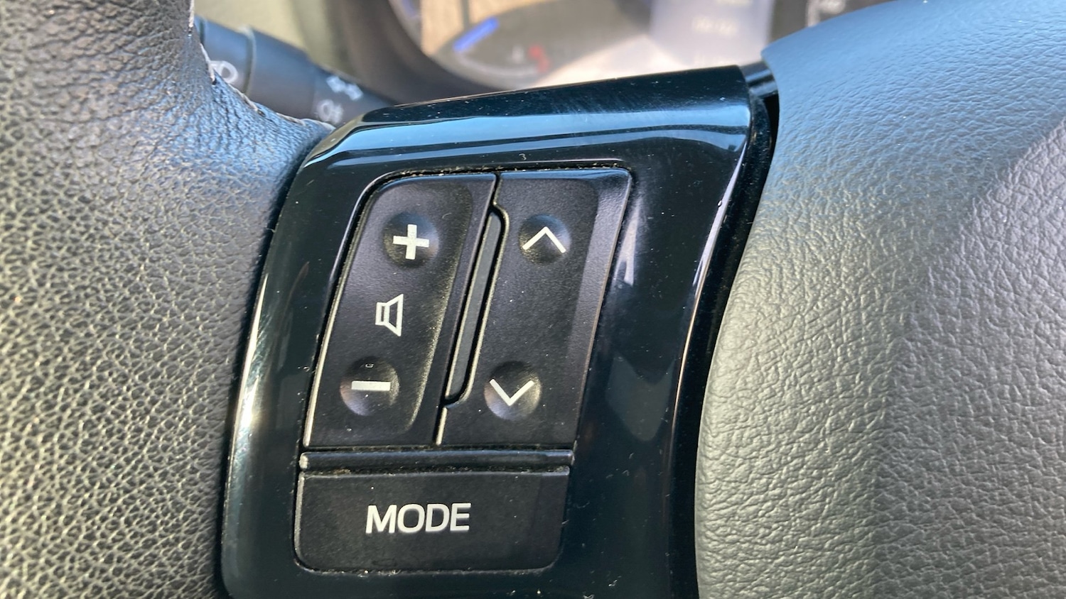 Used Toyota Yaris 2019 for sale - 76542779: Photo 40