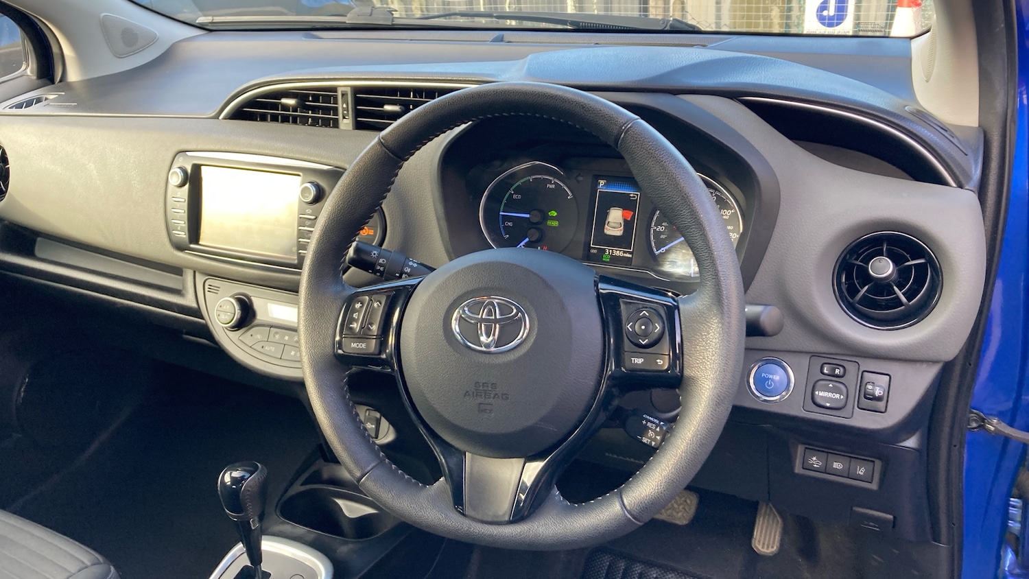 Used Toyota Yaris 2019 for sale - 76542779: Photo 6