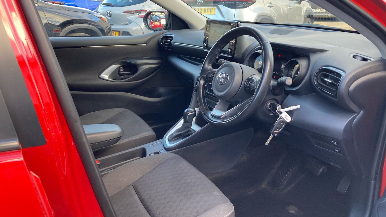 Used Toyota Yaris 2022 for sale - 76945319: Photo 11