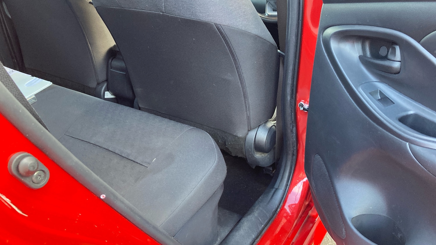 Used Toyota Yaris 2022 for sale - 76945319: Photo 12