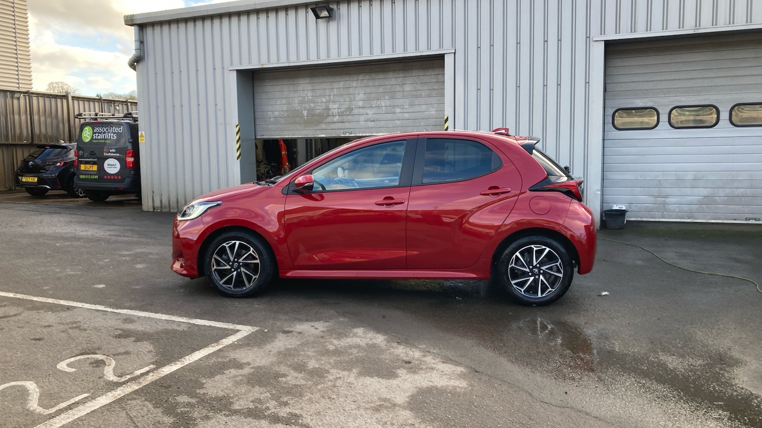 Used Toyota Yaris 2022 for sale - 76945319: Photo 17