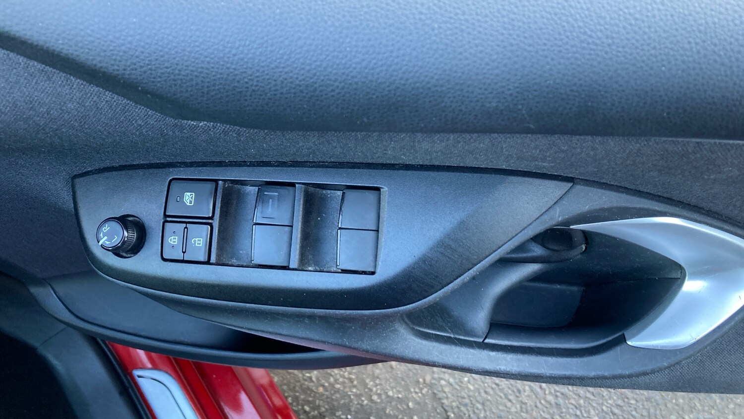 Used Toyota Yaris 2022 for sale - 76945319: Photo 37