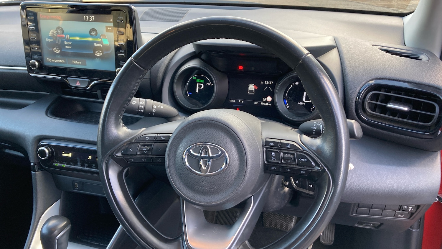 Used Toyota Yaris 2022 for sale - 76945319: Photo 8