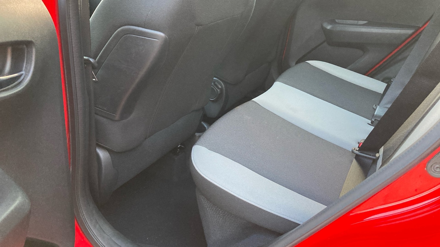 Used Toyota AYGO 2018 for sale - 77149214: Photo 13