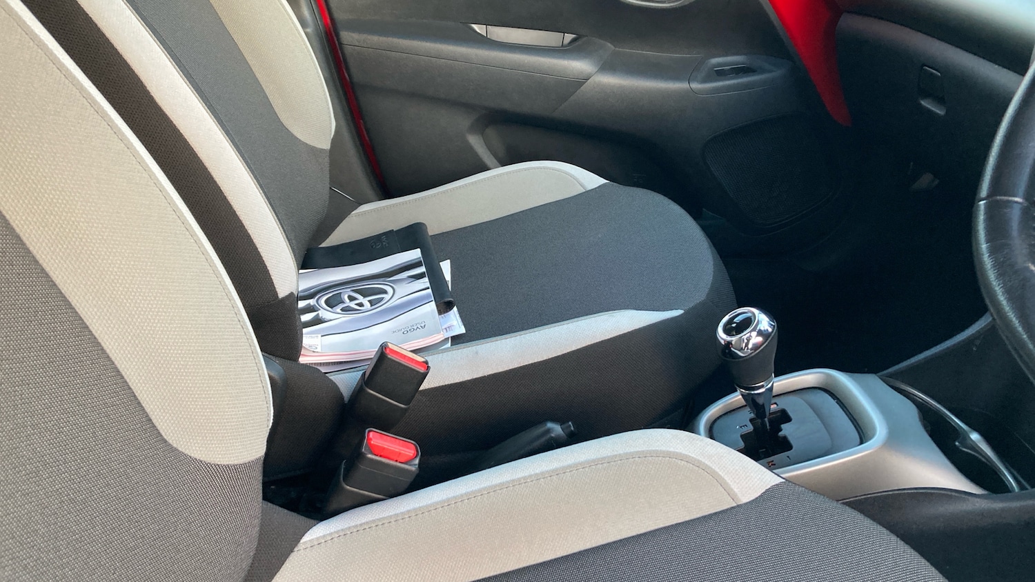 Used Toyota AYGO 2018 for sale - 77149214: Photo 30