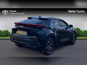 Used Toyota C-HR 2024 for sale - 78373300: Photo