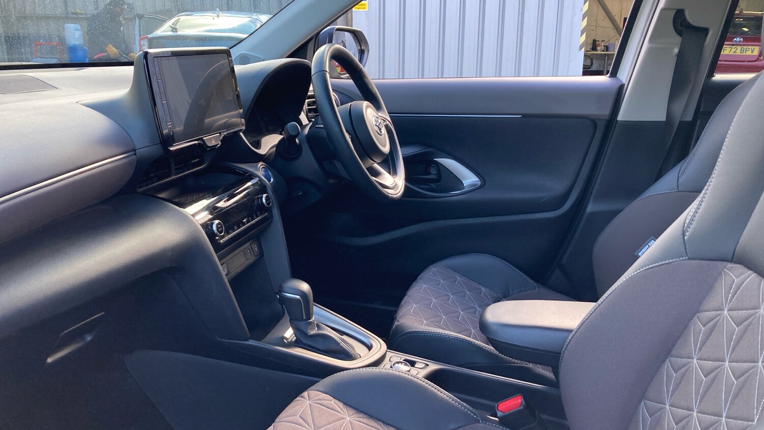 Used Toyota Yaris Cross 2024 for sale - 78139459: Photo 10