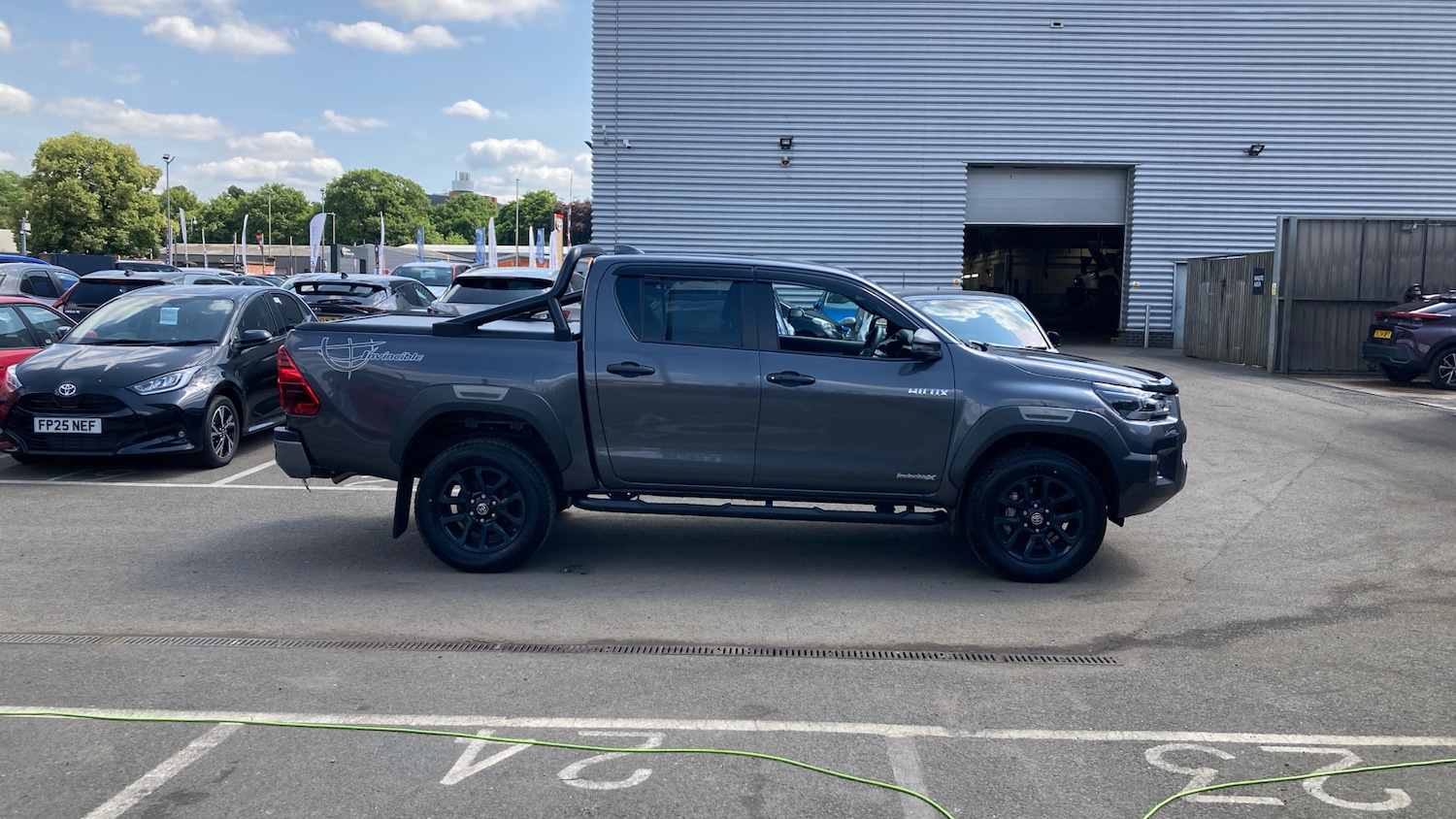 Used Toyota Hilux 2025 for sale - 76393924: Photo 16