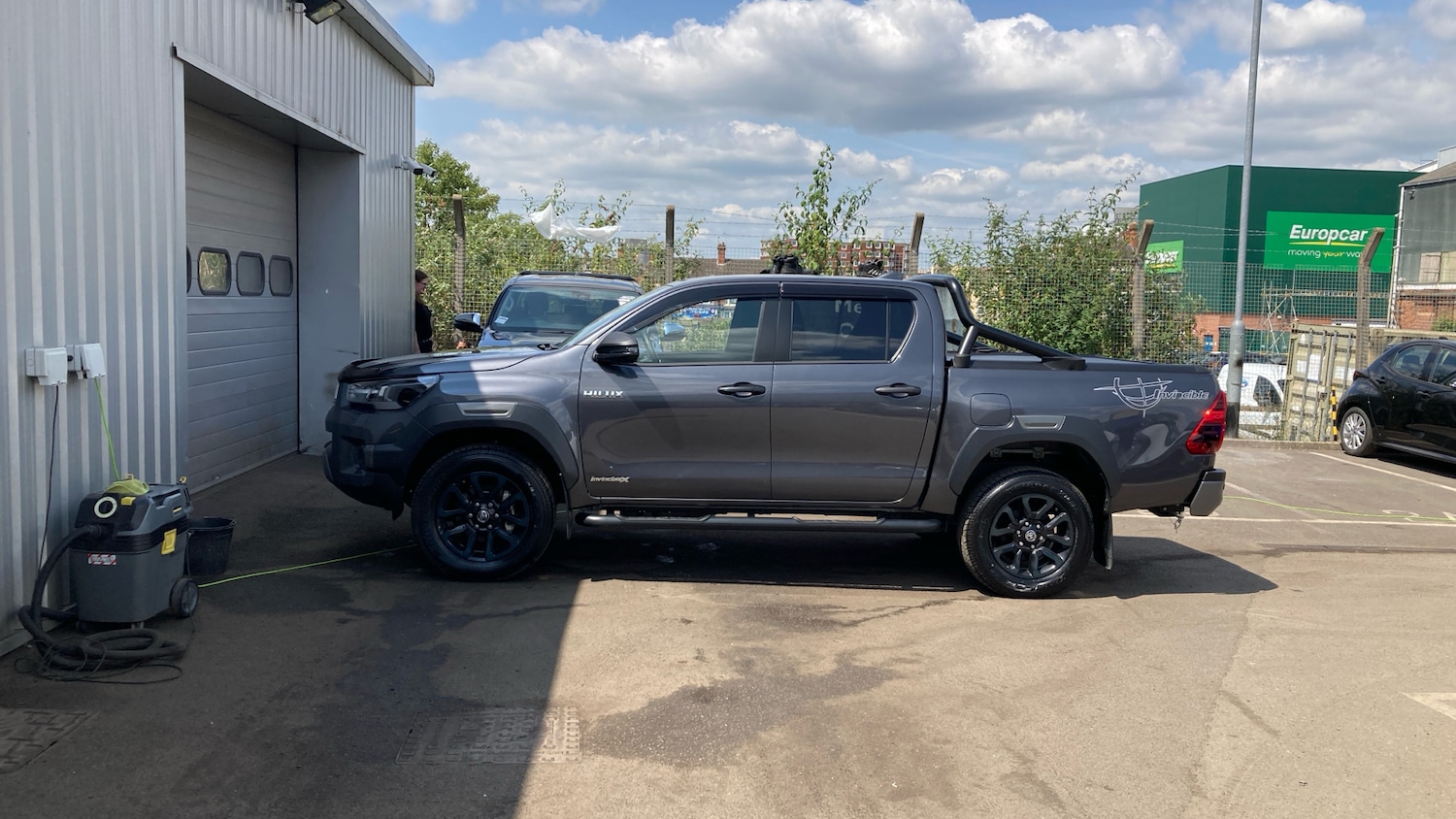 Used Toyota Hilux 2025 for sale - 76393924: Photo 17