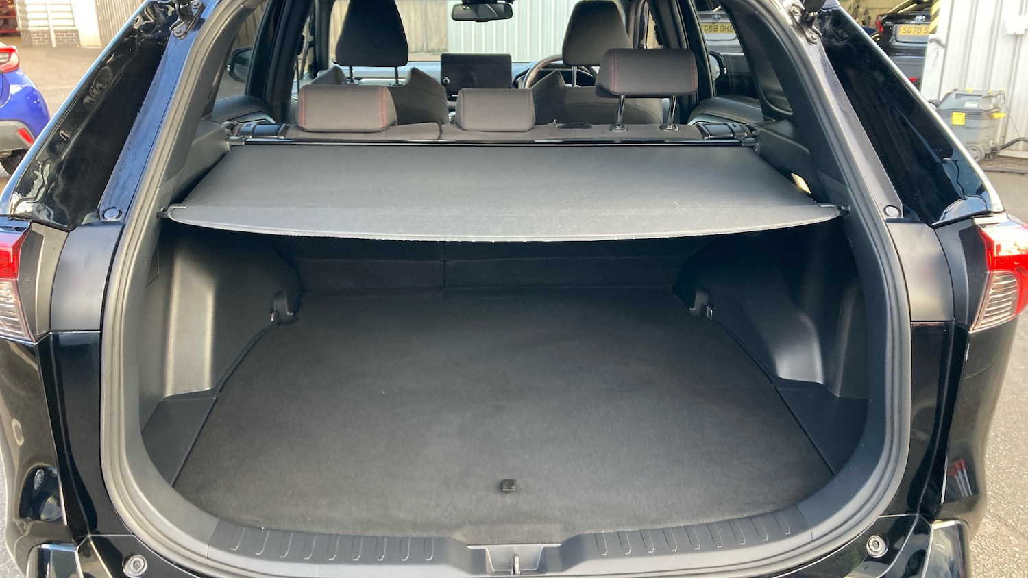Used Toyota RAV4 2024 for sale - 76343847: Photo 30