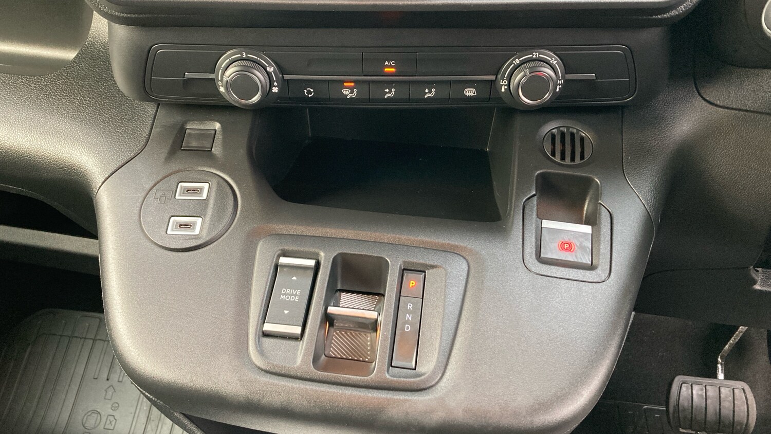 Used Toyota ProAce 2024 for sale - 76583155: Photo 33