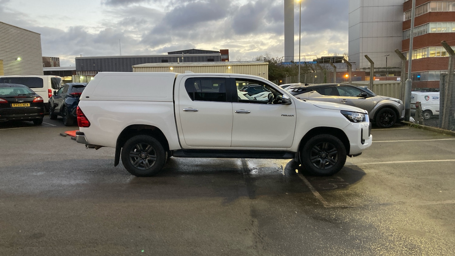 Used Toyota Hilux 2022 for sale - 76640764: Photo 16
