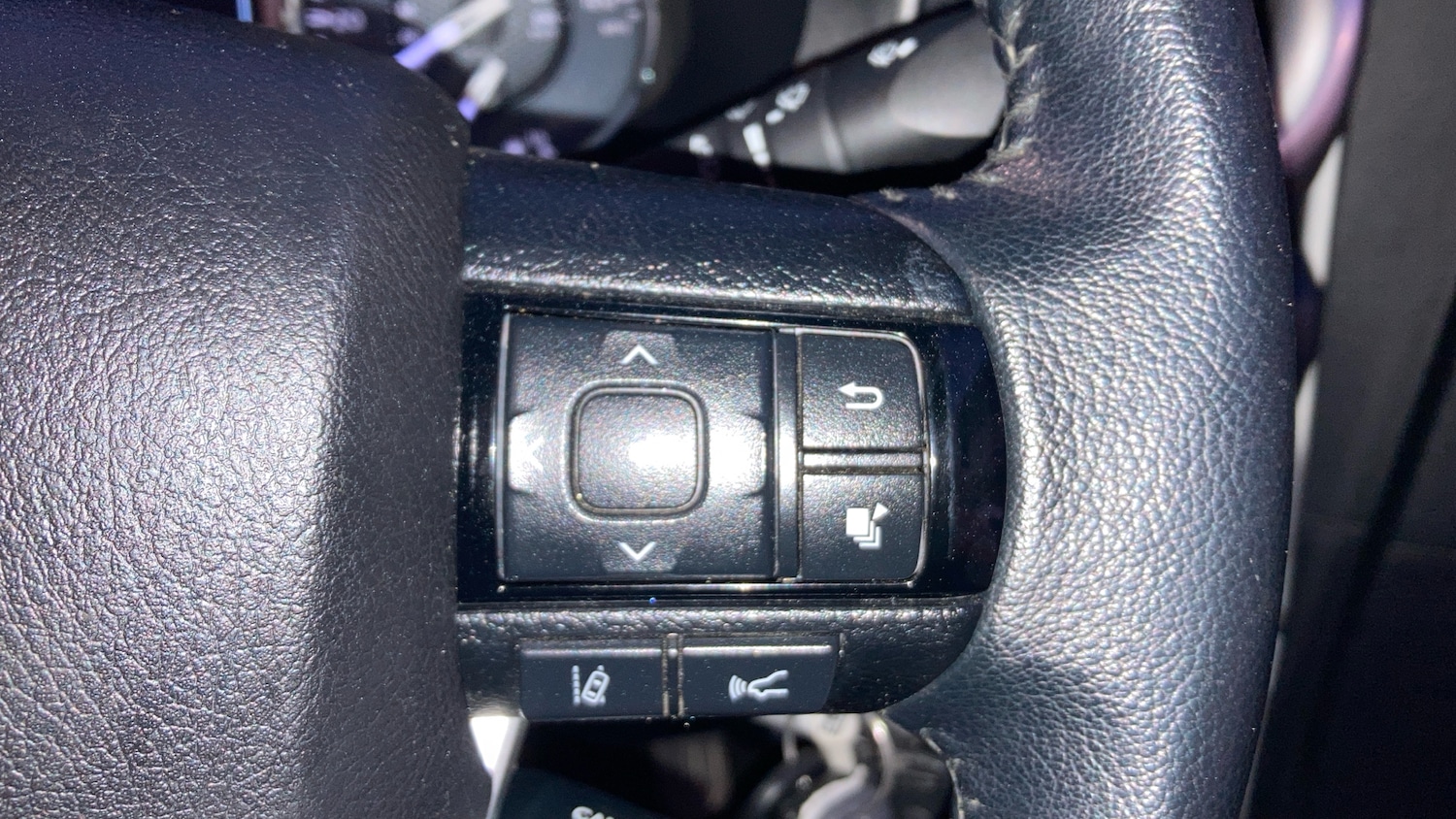 Used Toyota Hilux 2022 for sale - 76640764: Photo 35