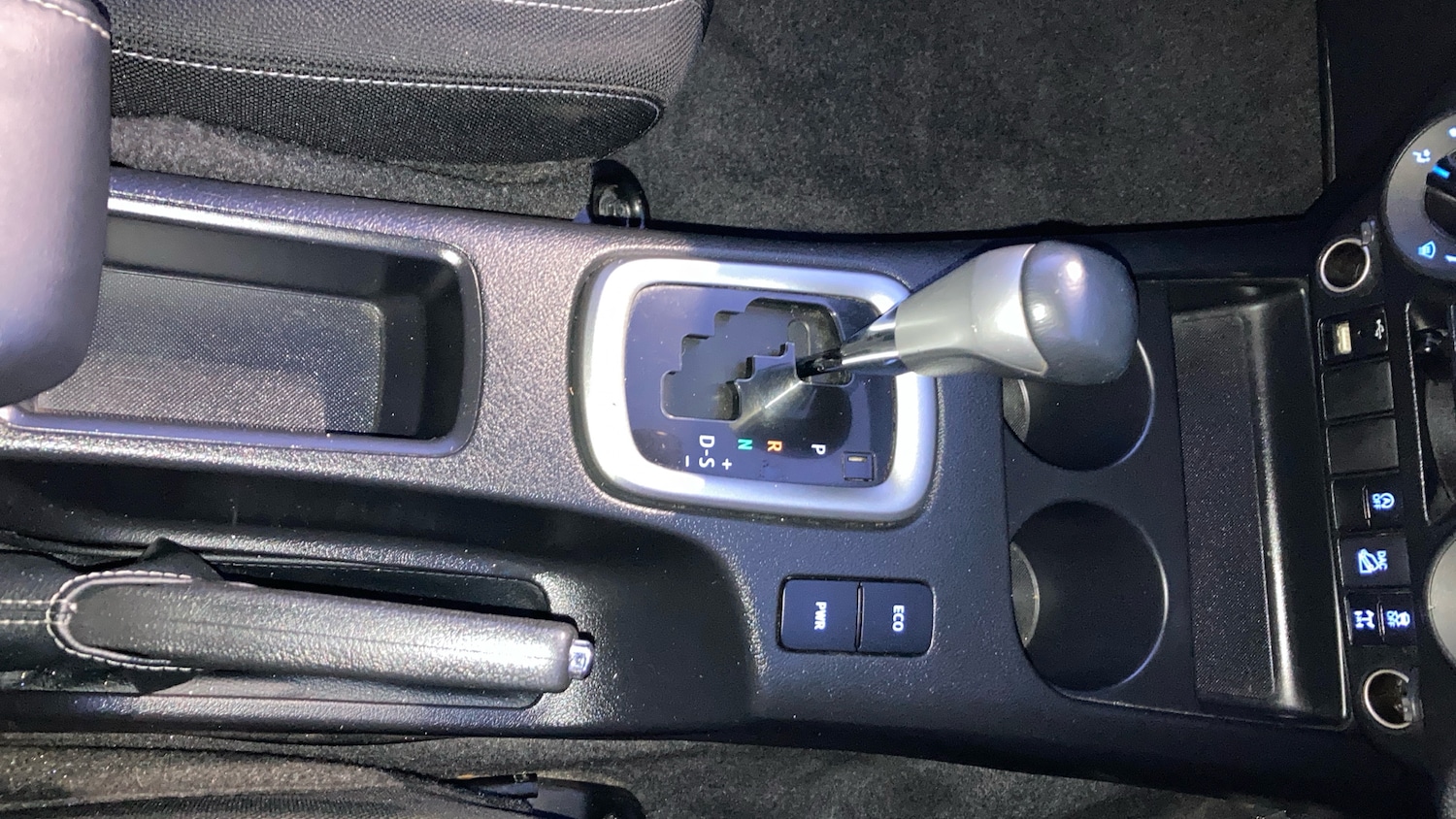 Used Toyota Hilux 2022 for sale - 76640764: Photo 37