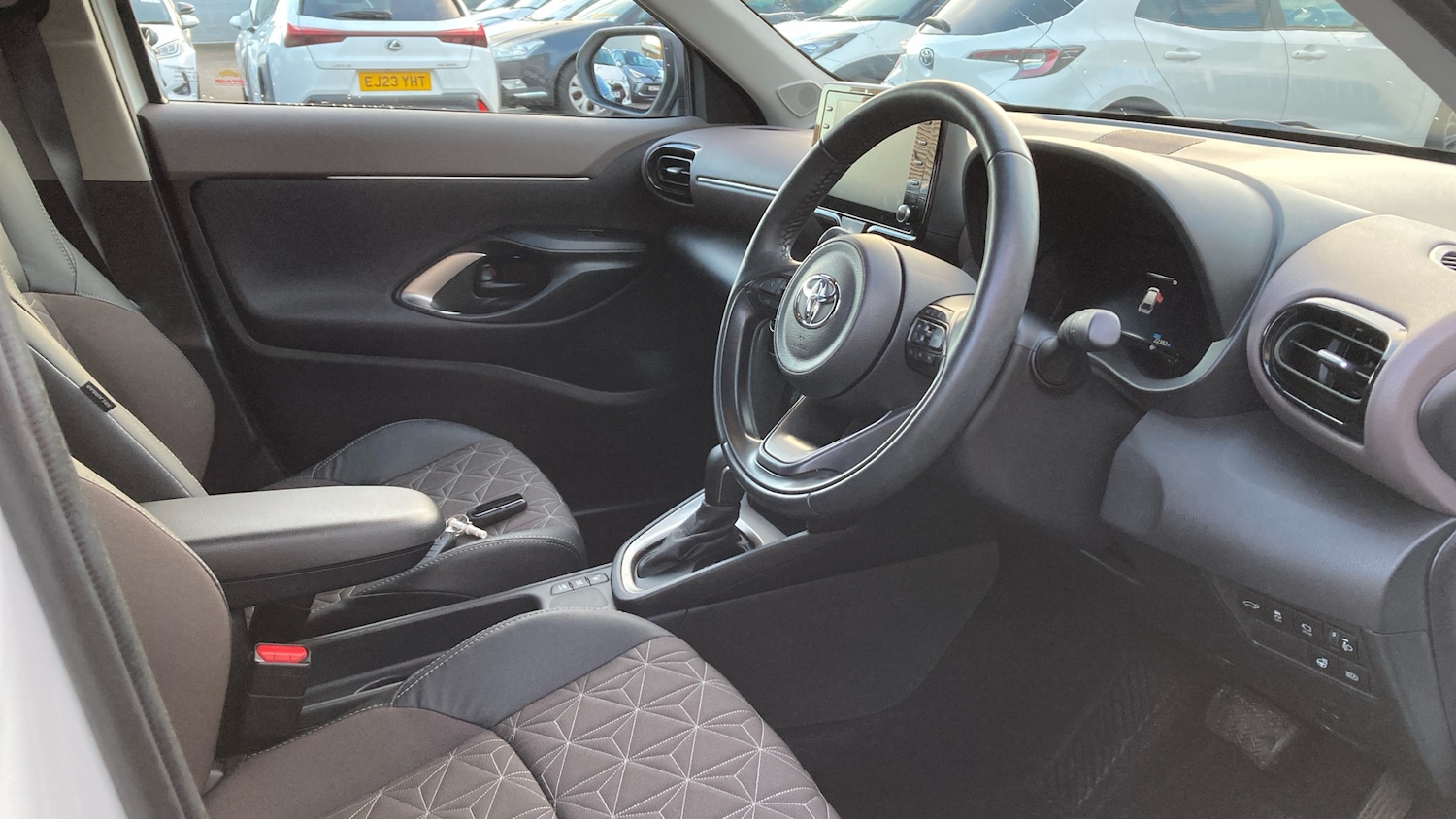 Used Toyota Yaris Cross 2023 for sale - 76791304: Photo 11