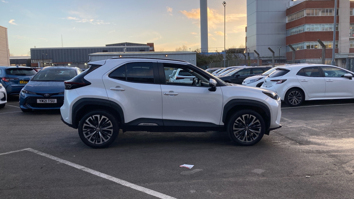 Used Toyota Yaris Cross 2023 for sale - 76791304: Photo 16