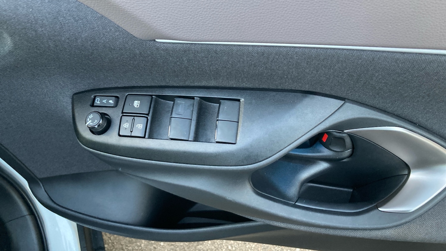 Used Toyota Yaris Cross 2023 for sale - 76791304: Photo 32