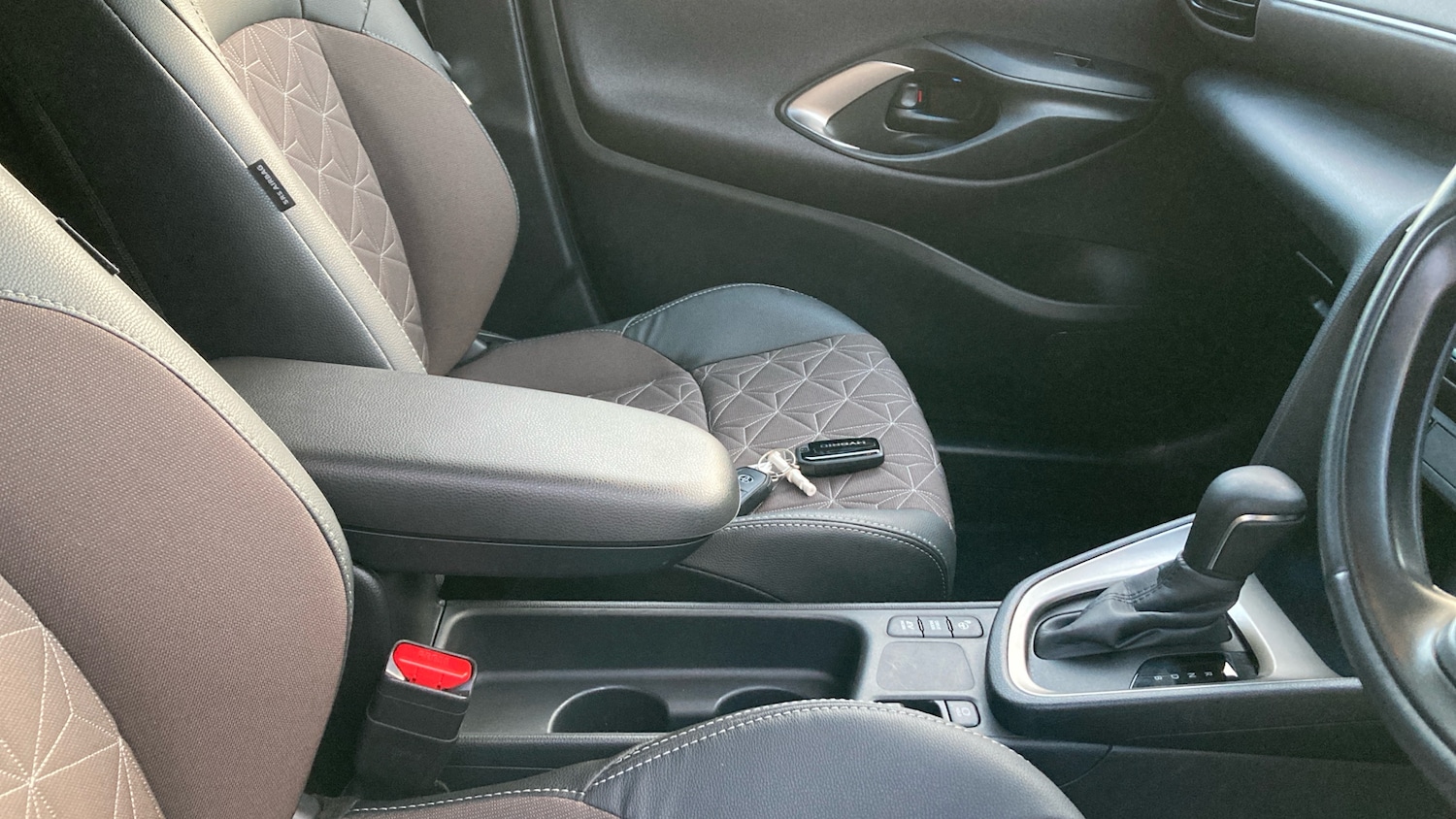 Used Toyota Yaris Cross 2023 for sale - 76791304: Photo 34