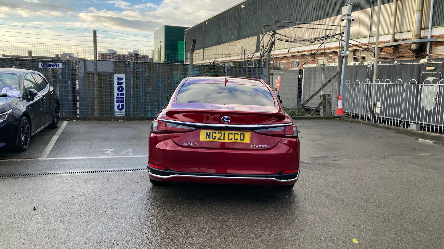 Used Lexus ES 2021 for sale - 76692654: Photo 19