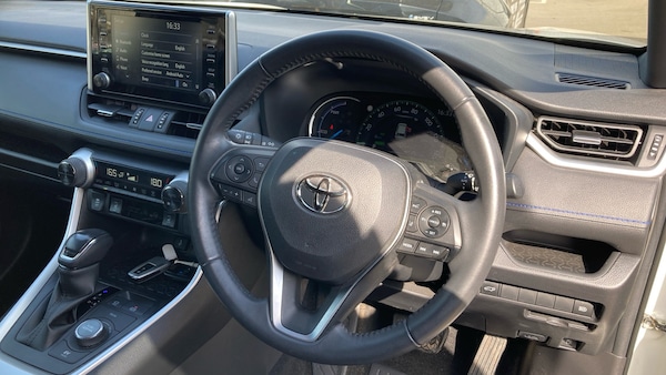 Used Toyota RAV4 2021 for sale - 75567913: Photo 8