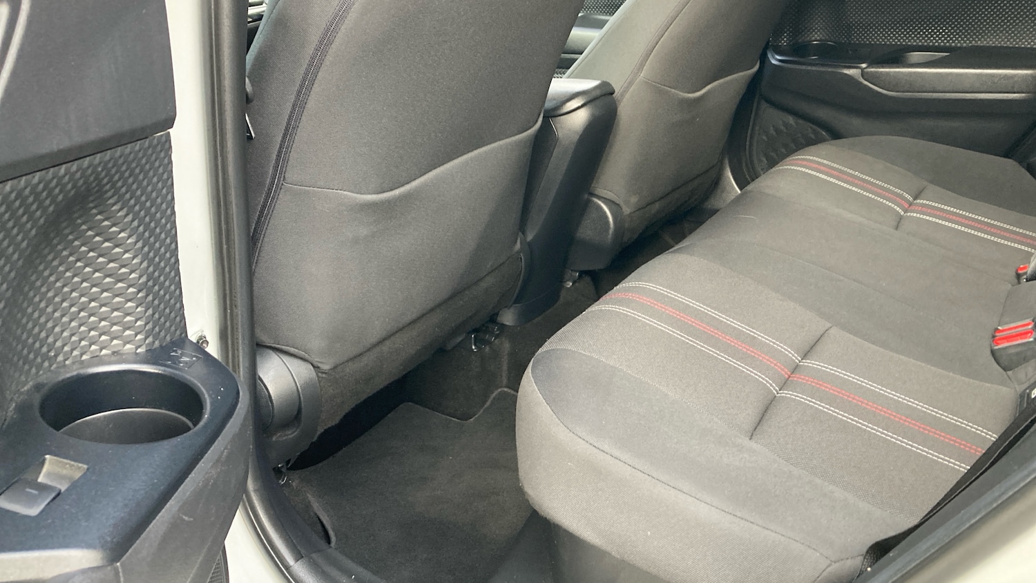 Used Toyota C-HR 2021 for sale - 77206900: Photo 13