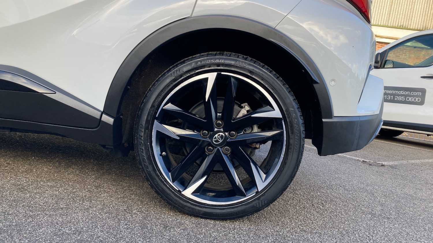 Used Toyota C-HR 2021 for sale - 77206900: Photo 18