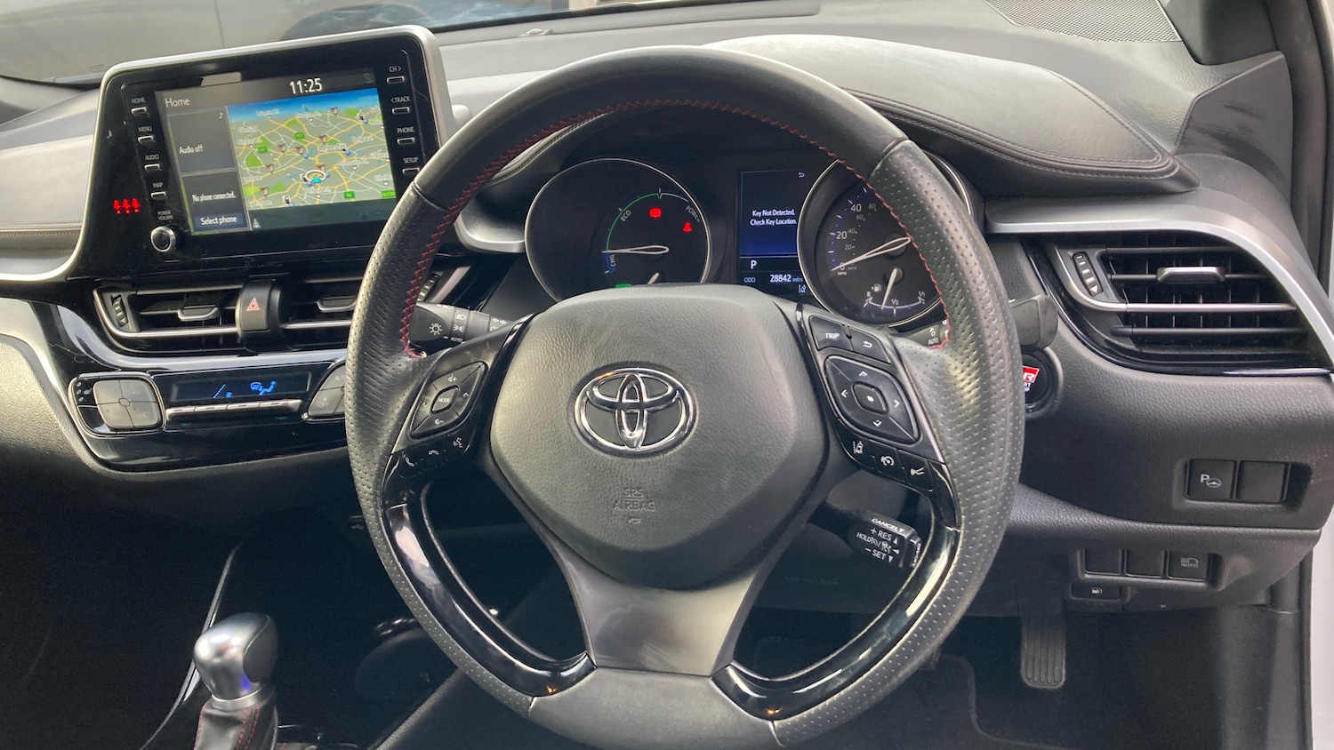 Used Toyota C-HR 2021 for sale - 77206900: Photo 6