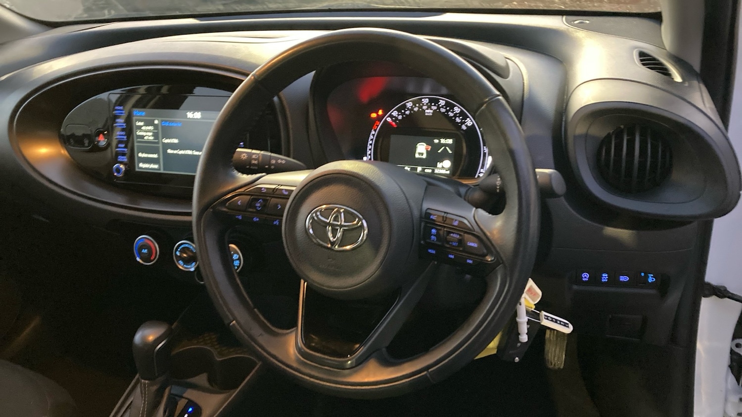 Used Toyota Aygo X 2022 for sale - 77069544: Photo 6