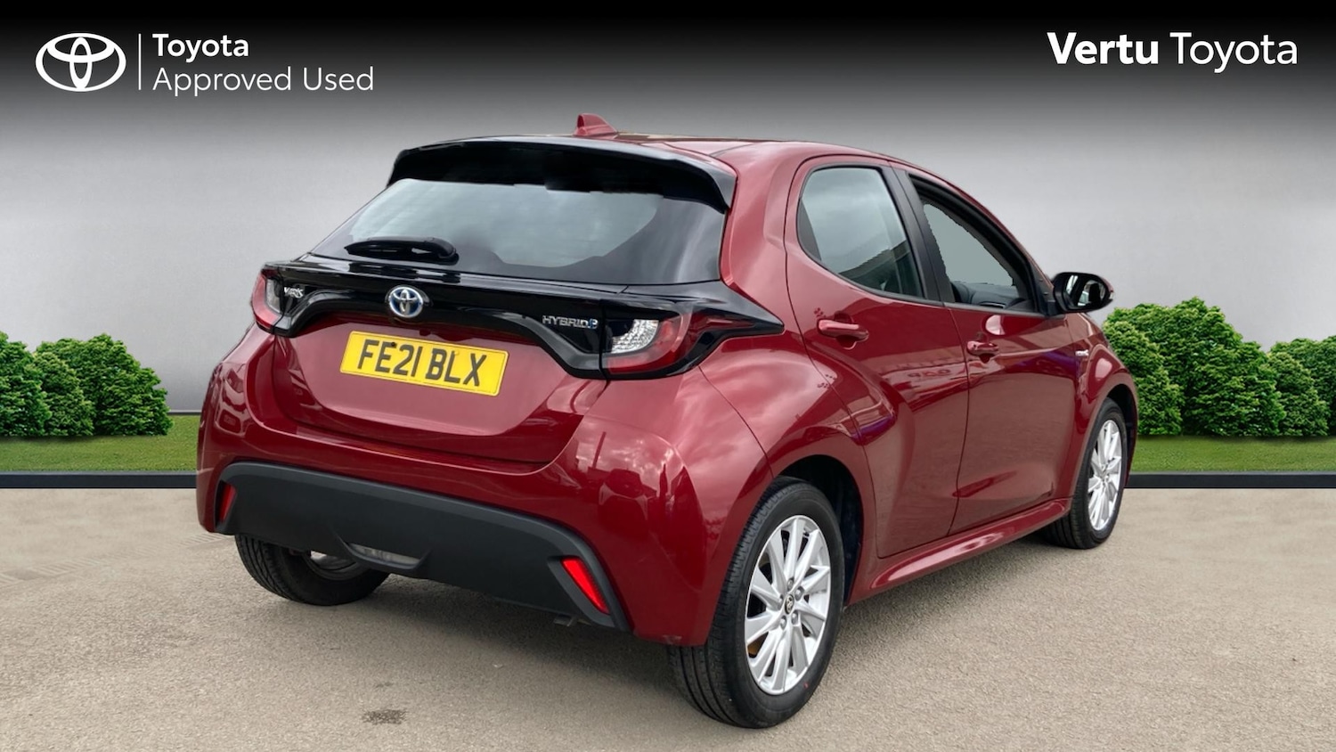 Used Toyota Yaris 2021 for sale - 77639110: Photo 2