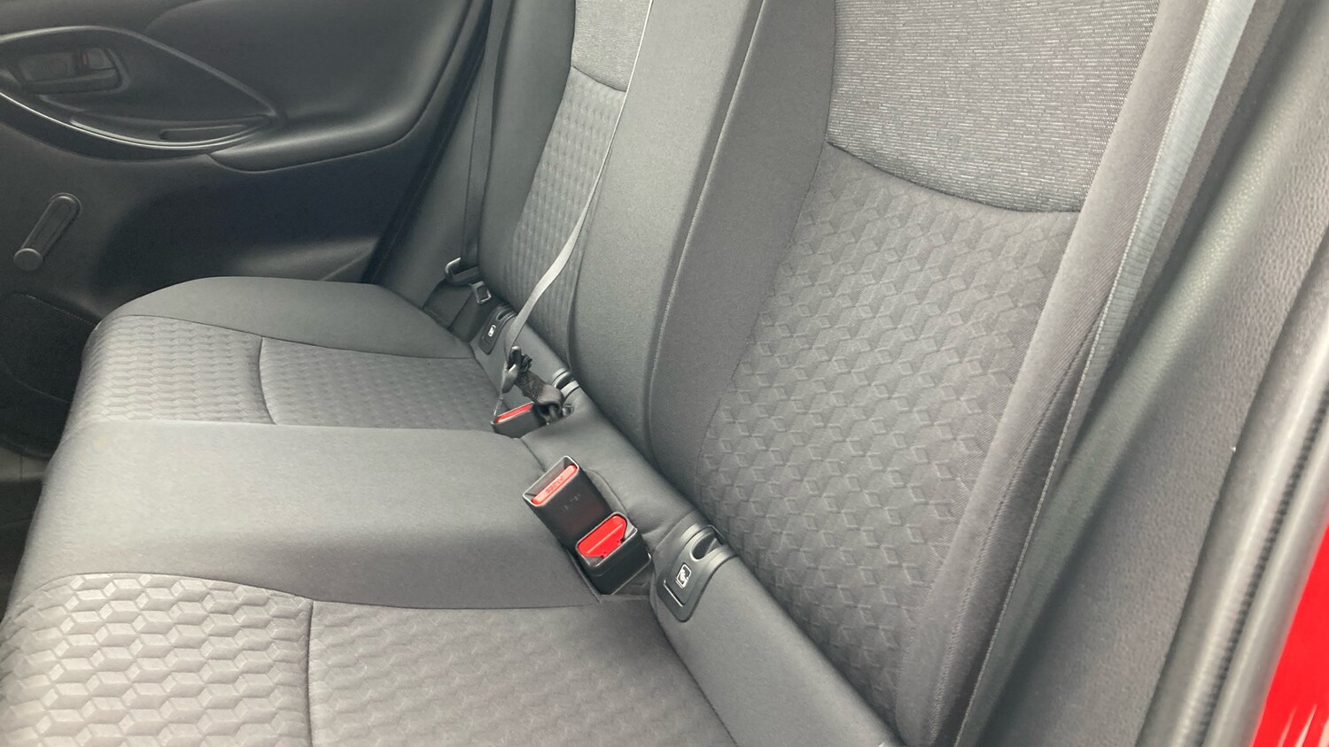 Used Toyota Yaris 2021 for sale - 77639110: Photo 21