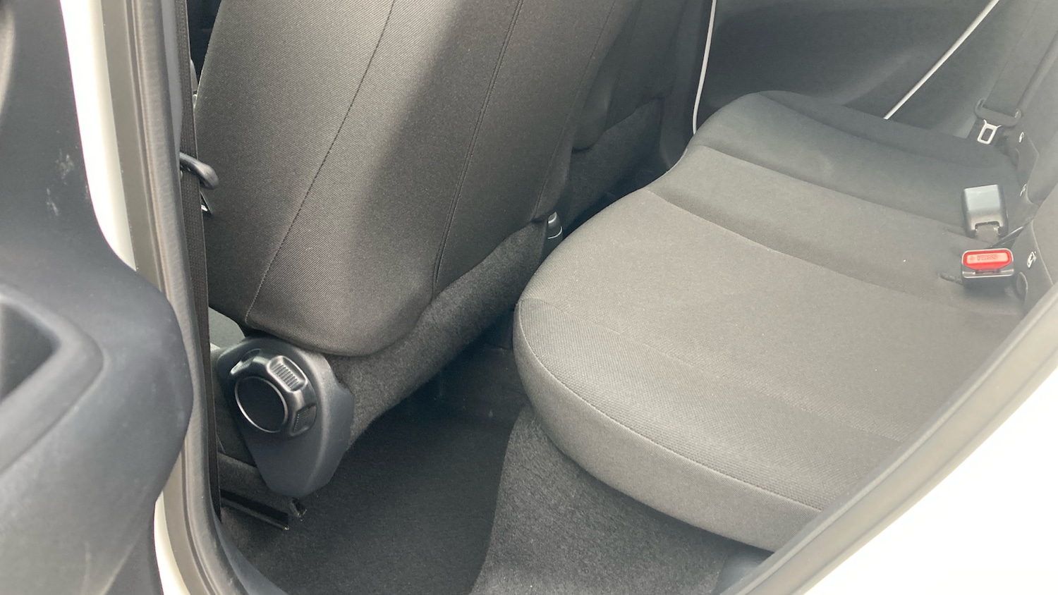 Used Toyota Aygo X 2024 for sale - 76126230: Photo 13