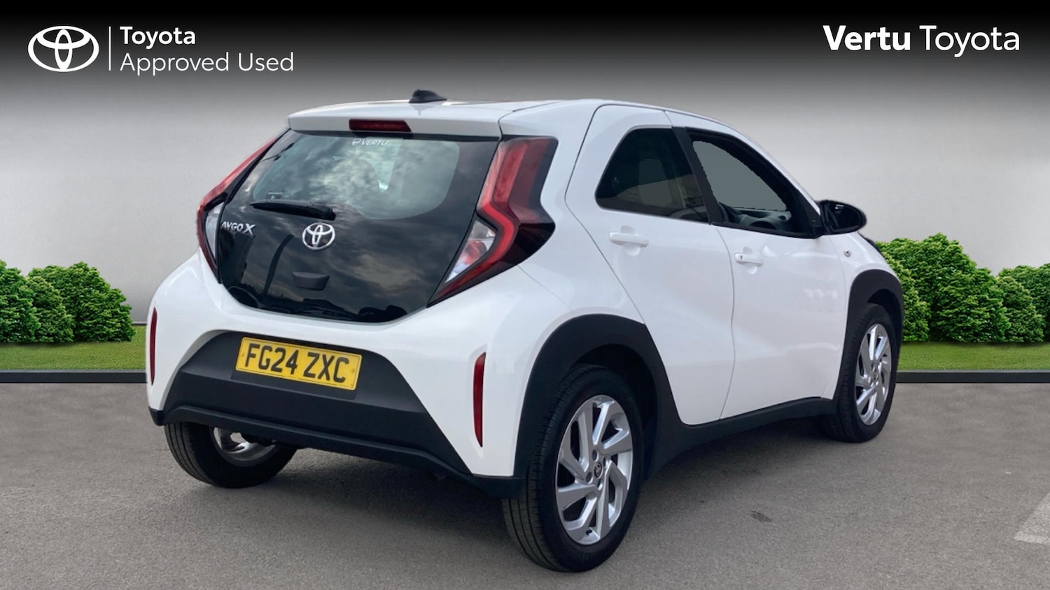 Used Toyota Aygo X 2024 for sale - 76126230: Photo 2