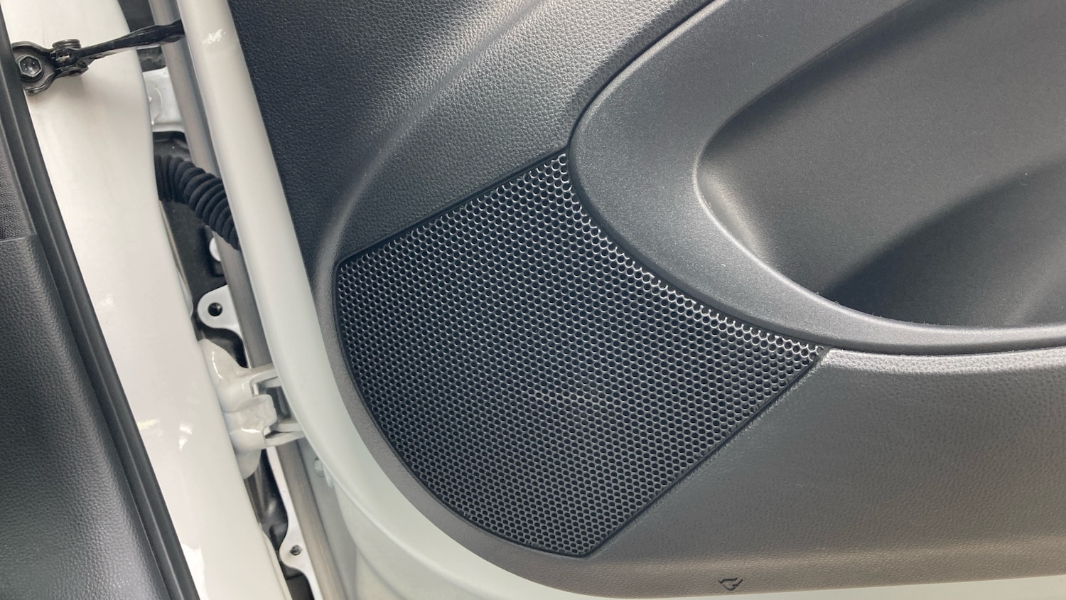 Used Toyota Aygo X 2024 for sale - 76126230: Photo 33