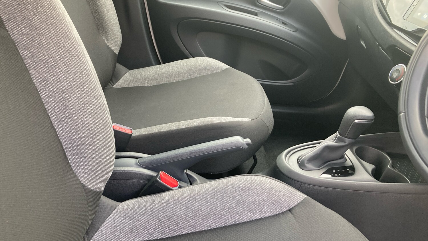 Used Toyota Aygo X 2024 for sale - 76126230: Photo 34