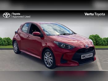 Used Toyota Yaris 2023 for sale - 79596740: Photo