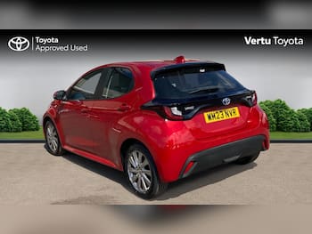 Used Toyota Yaris 2023 for sale - 79596740: Photo