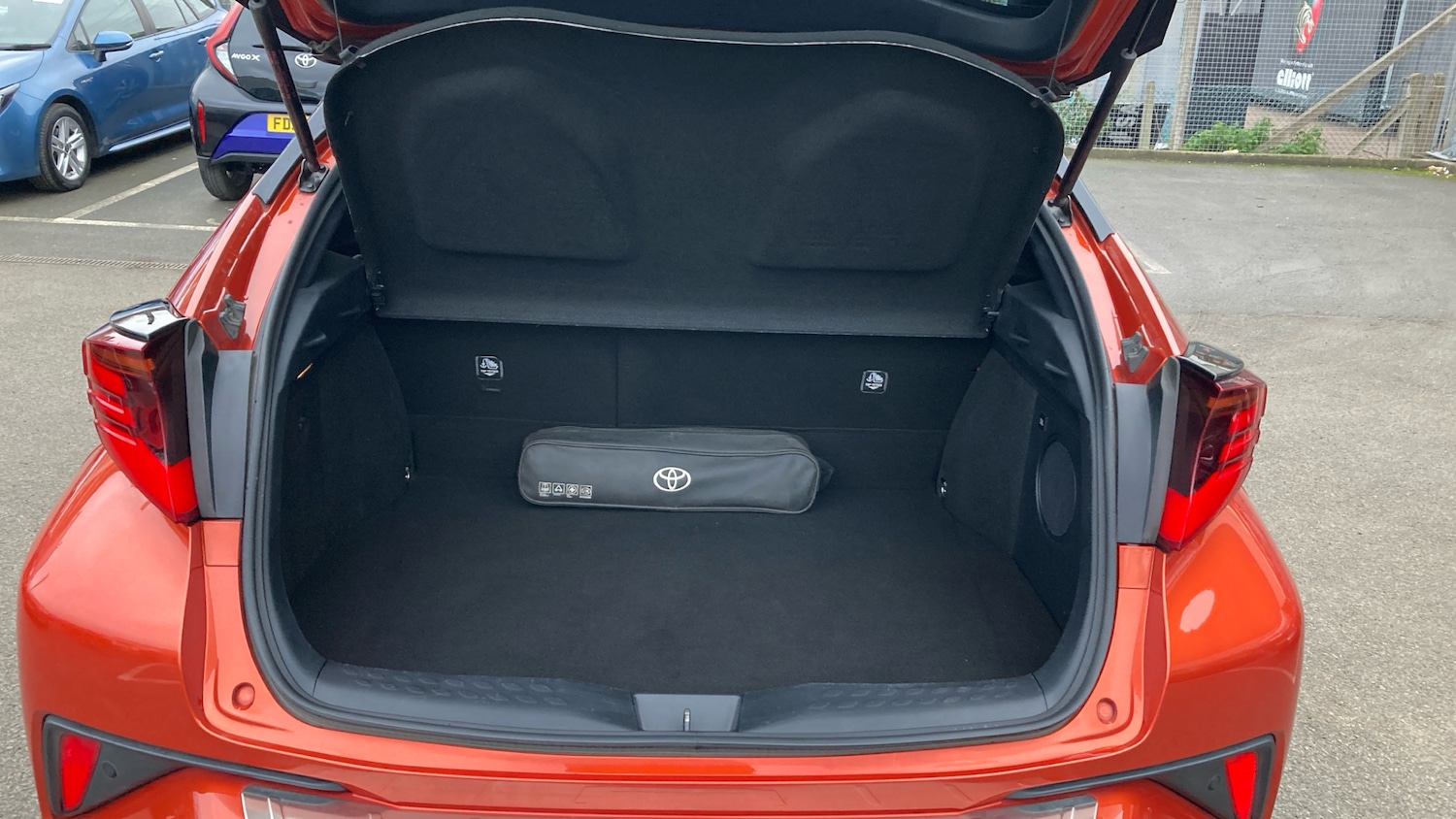 Used Toyota C-HR 2020 for sale - 76780047: Photo 14