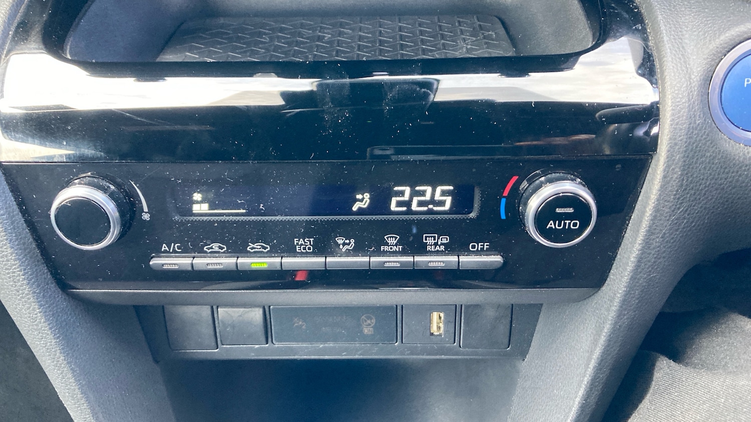 Used Toyota Yaris Cross 2022 for sale - 78081616: Photo 35