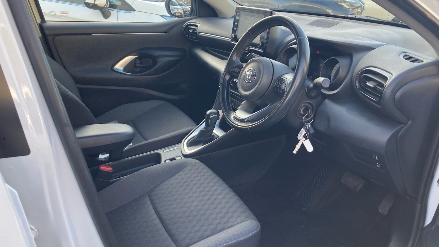 Used Toyota Yaris 2021 for sale - 77154305: Photo 11