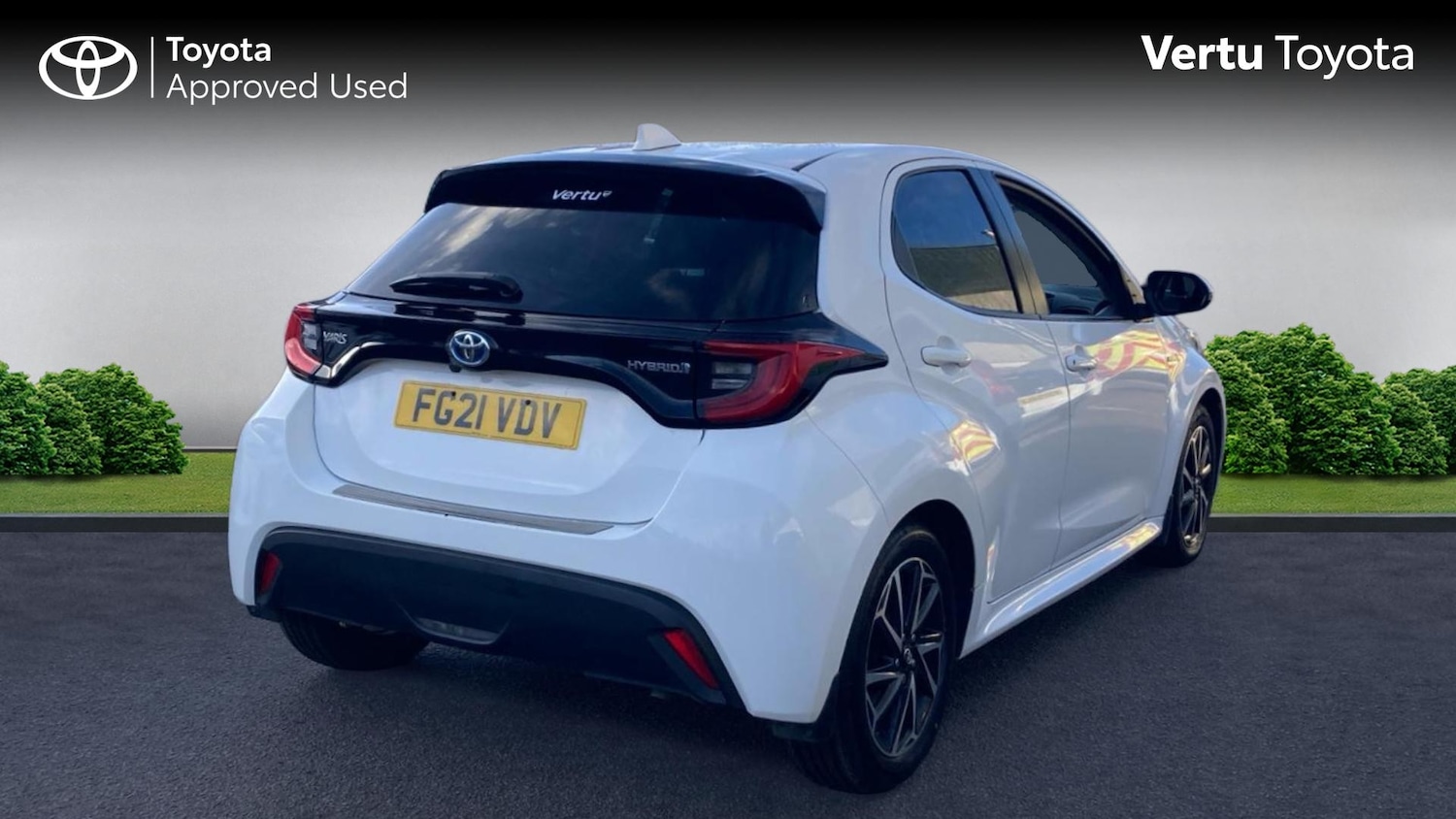 Used Toyota Yaris 2021 for sale - 77154305: Photo 2