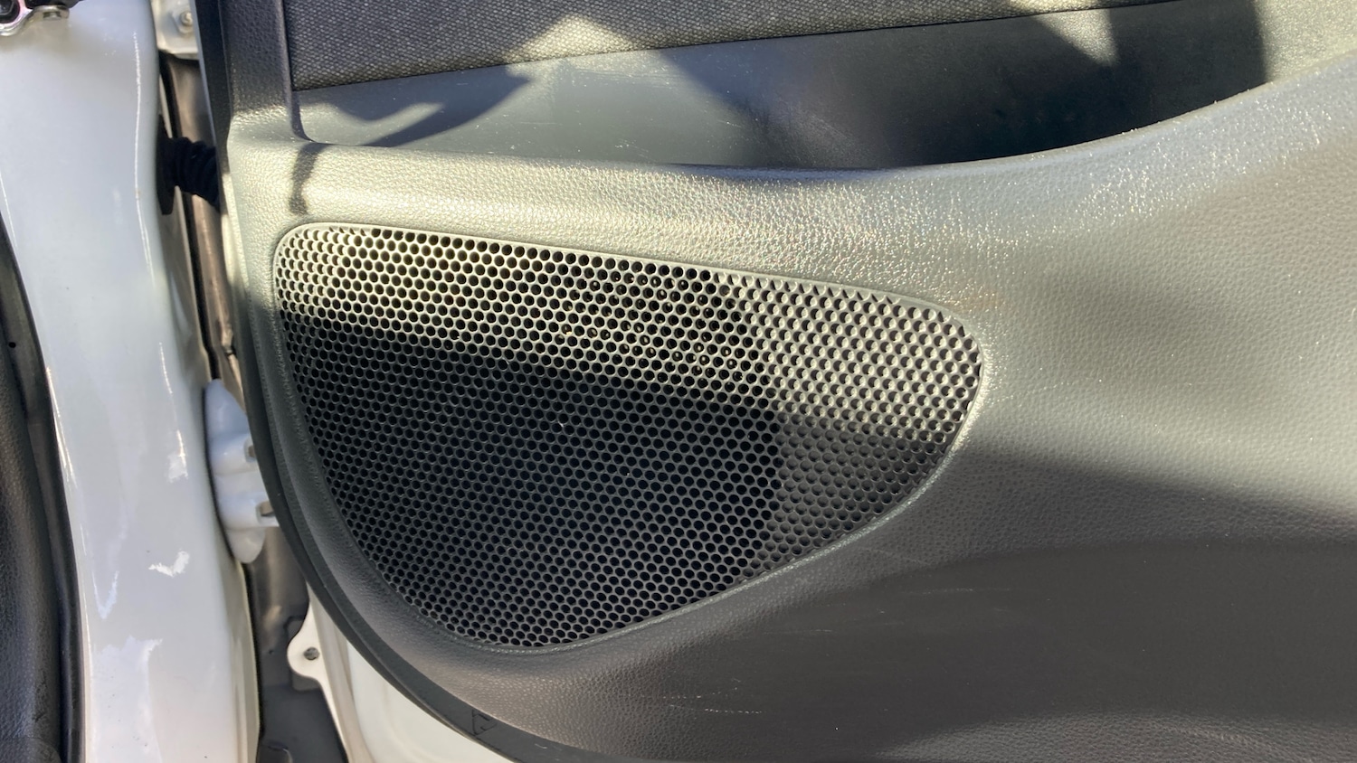 Used Toyota Yaris 2021 for sale - 77154305: Photo 37