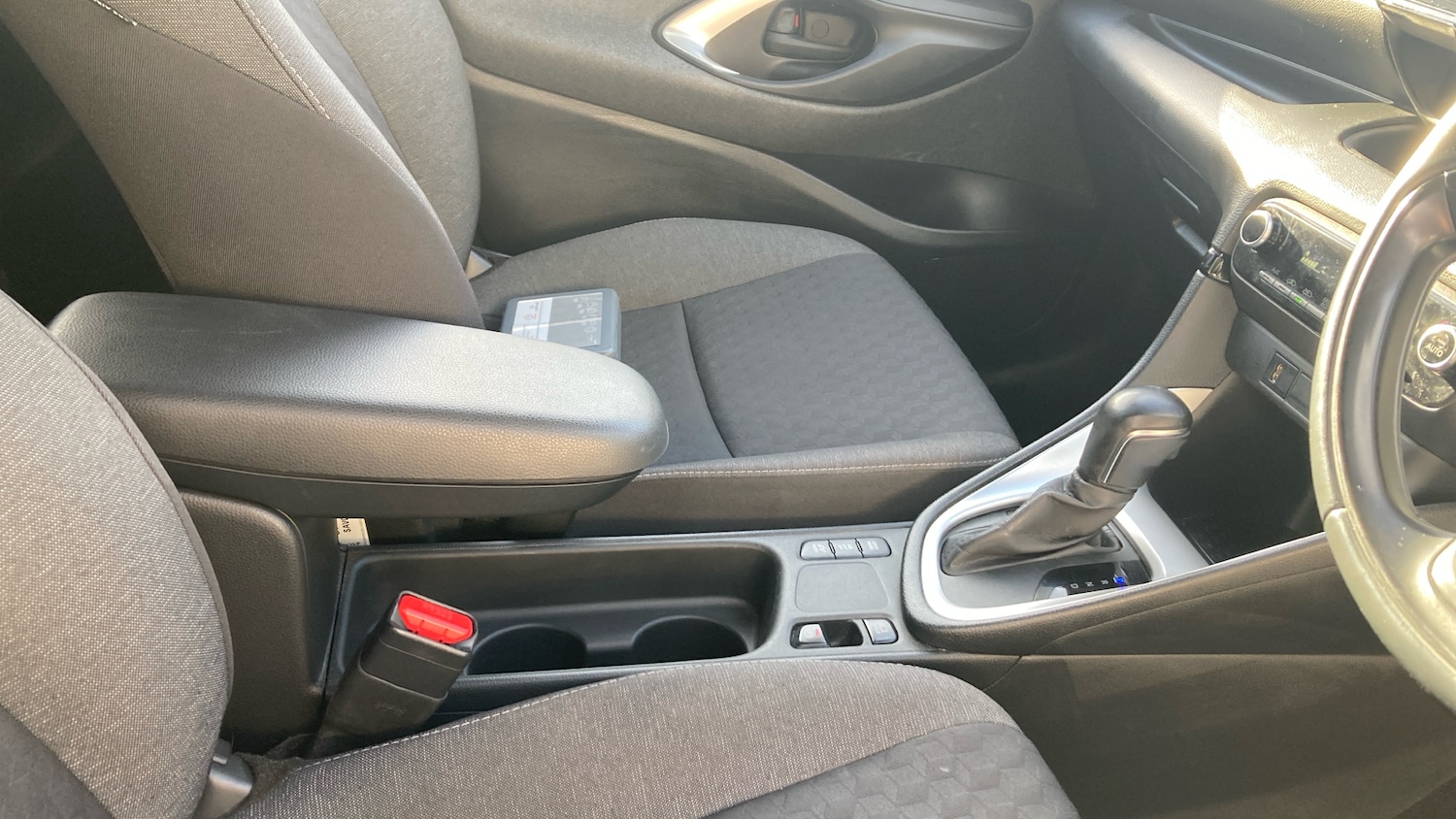 Used Toyota Yaris 2021 for sale - 77154305: Photo 38