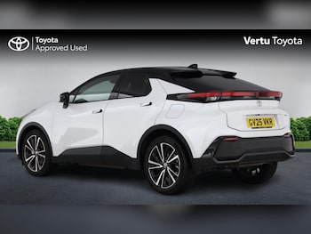 Used Toyota C-HR 2025 for sale - 79177405: Photo