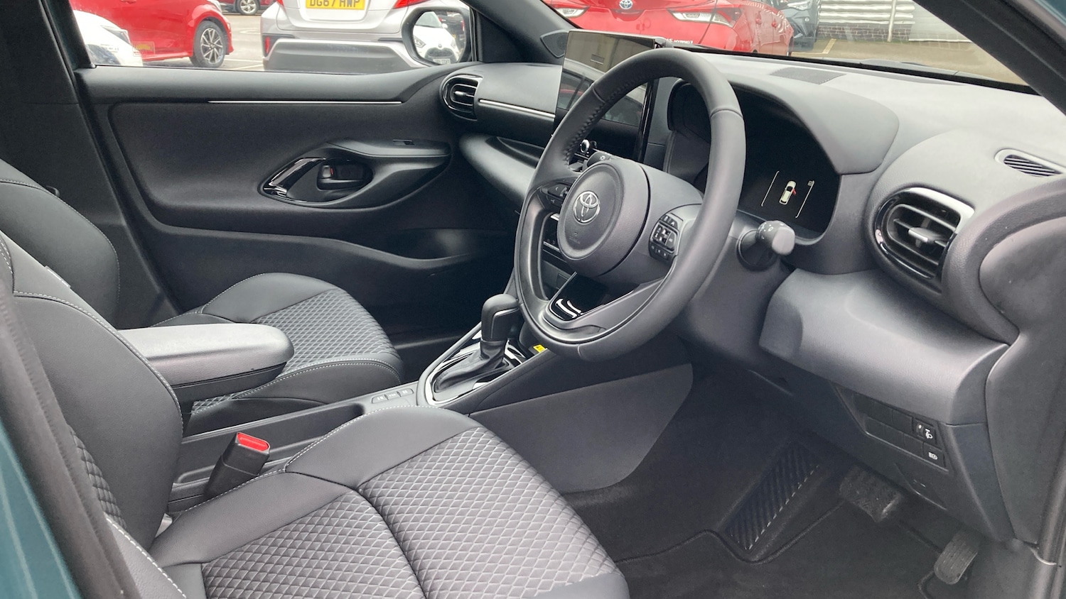 Used Toyota Yaris 2025 for sale - 77996903: Photo 11