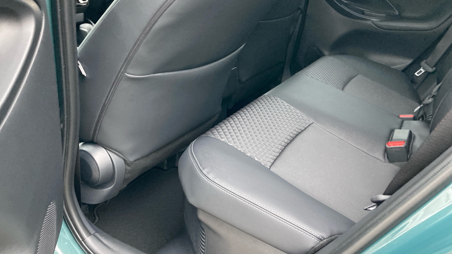 Used Toyota Yaris 2025 for sale - 77996903: Photo 13